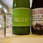 Eco-hotel Edy ホテル