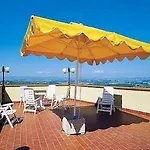 ホテル Eco-hotel Edy 3*