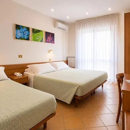 Hotel Eco-hotel Edy 3*