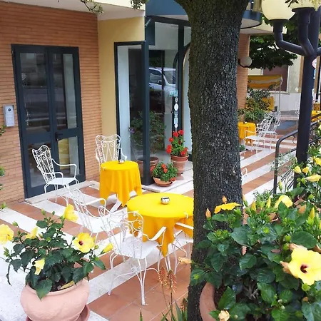 Hotel Eco-hotel Edy 3*